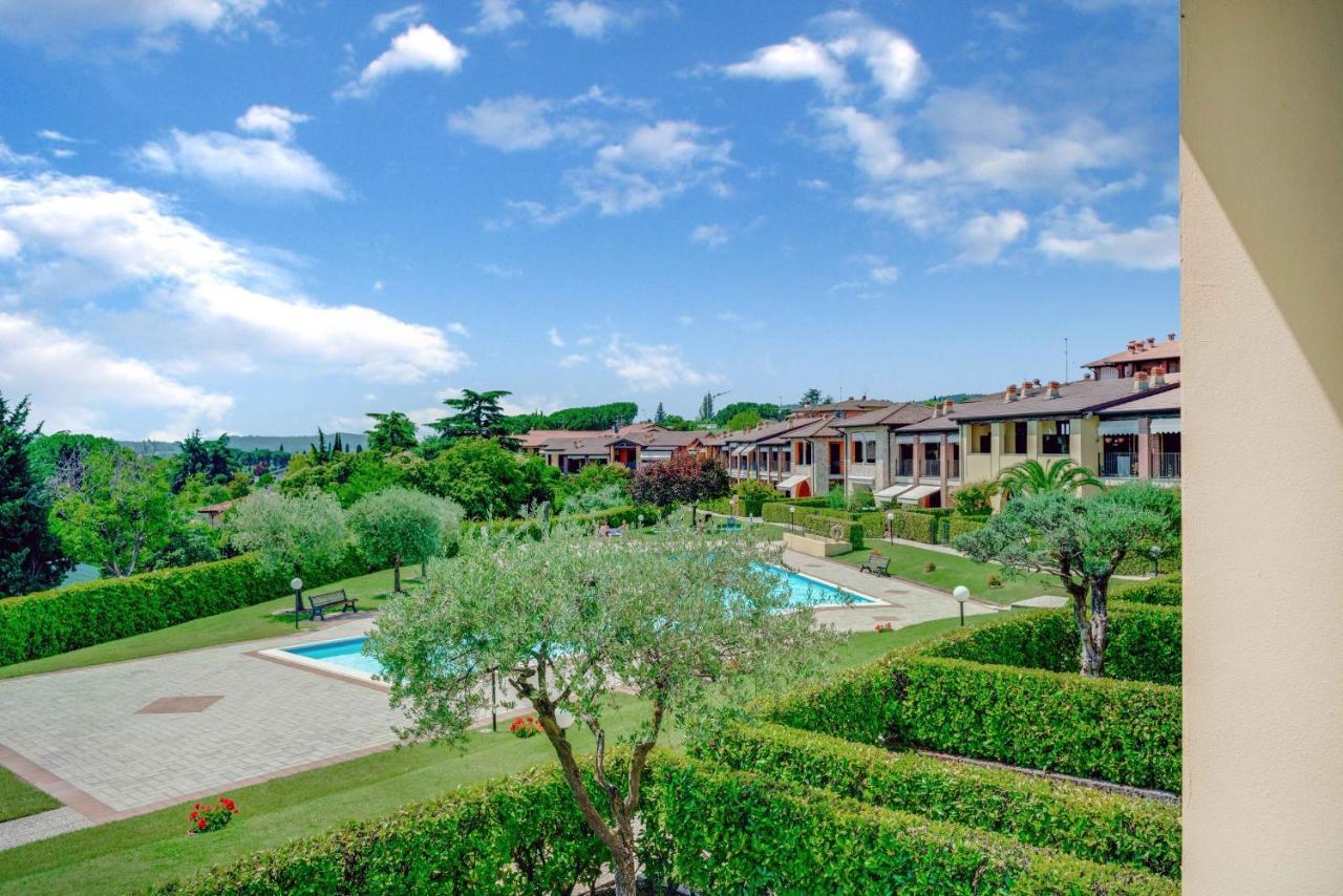 -Piscina E Parcheggio- Casa A Pochi Passi Dal Lago Padenghe sul Garda Exterior photo